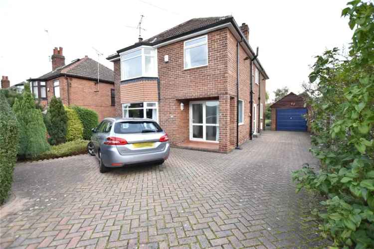 House For Sale in Leeds, England