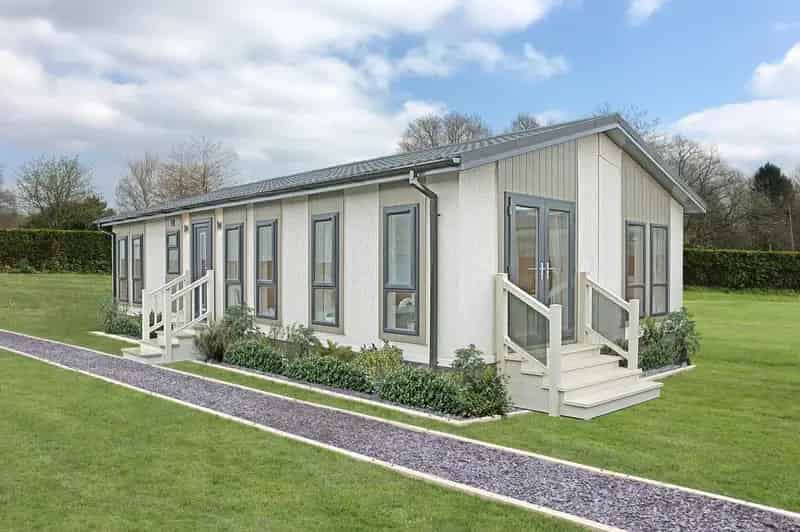 2 Bedroom Park Home for Sale