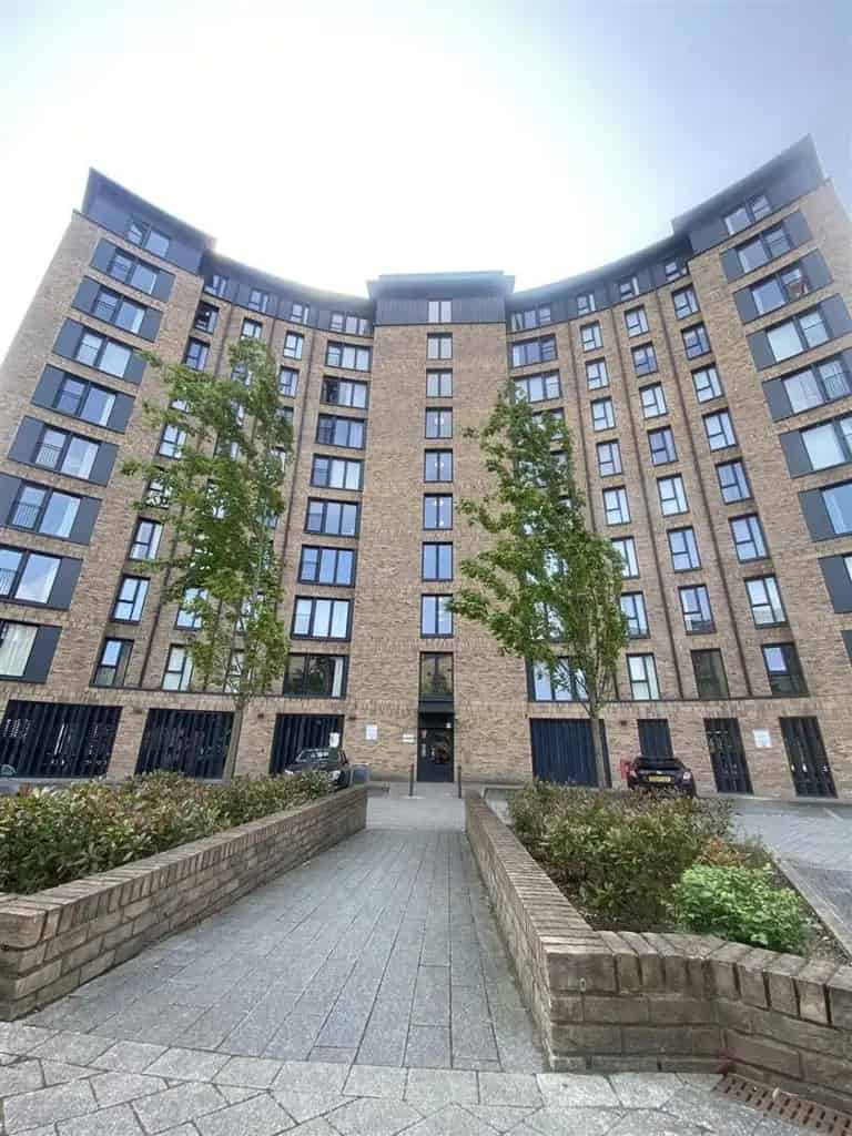 1 Bedroom Apartment for Sale