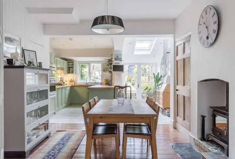 2 Bed House for Sale Open Plan Living Family Bathroom Parking