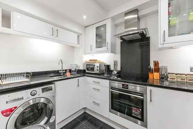 3 Bed Flat Mayfair Piccadilly - Luxurious Green Park Views