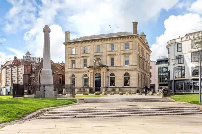 2 Bedroom Apartment for Sale in Exeter City Centre