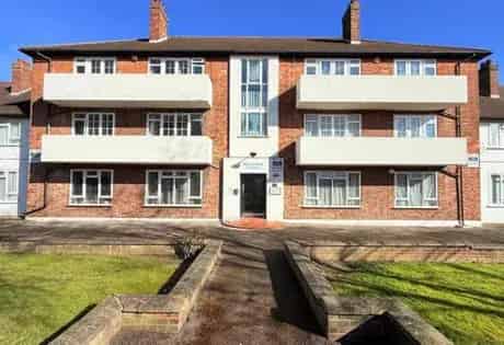 2 rooms flat of 63 m² in London