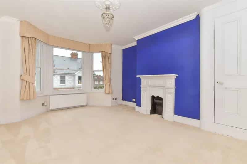 3 Bedroom Period Apartment for Sale Tunbridge Wells