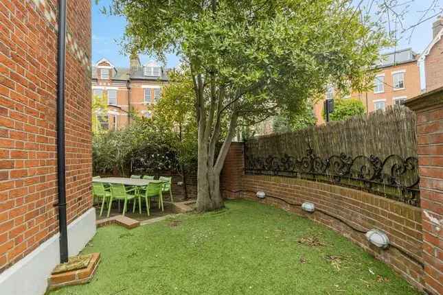 5 Bedroom Victorian Family Home for Sale in London NW3