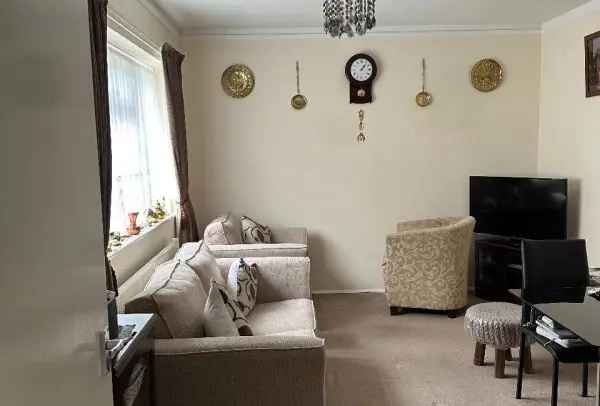 Bungalow For Rent in Dacorum, England