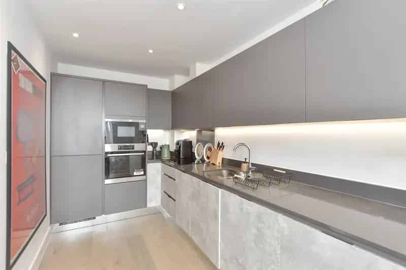 1 Bedroom Apartment near Blackhorse Road Station