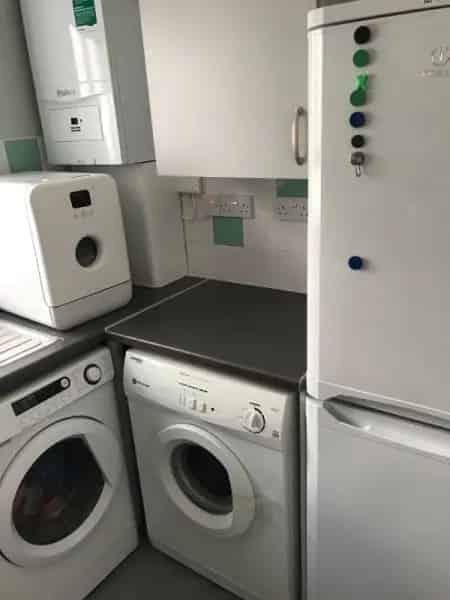 Two Bed Flat First Floor Newly Decorated