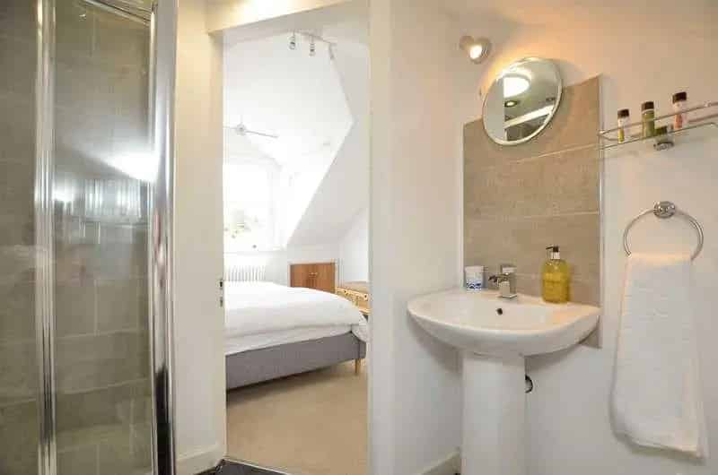 2 Bed Grade II Listed Cottage Brixham Sea Views Holiday Let Investment