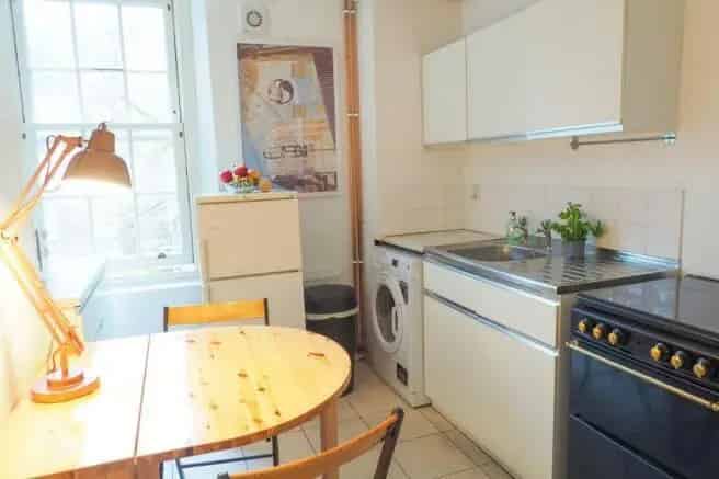 Two Double Bedroom Flat Near Lambeth North Tube Station