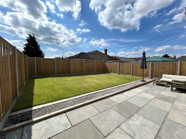 Bungalow For Sale in Wakefield, England