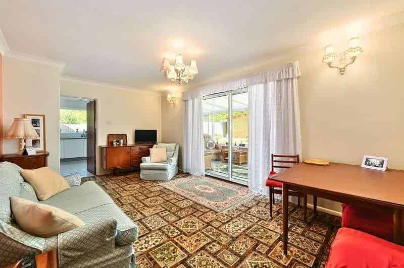 4 Bed Detached Bungalow with 1.5 Acre Garden