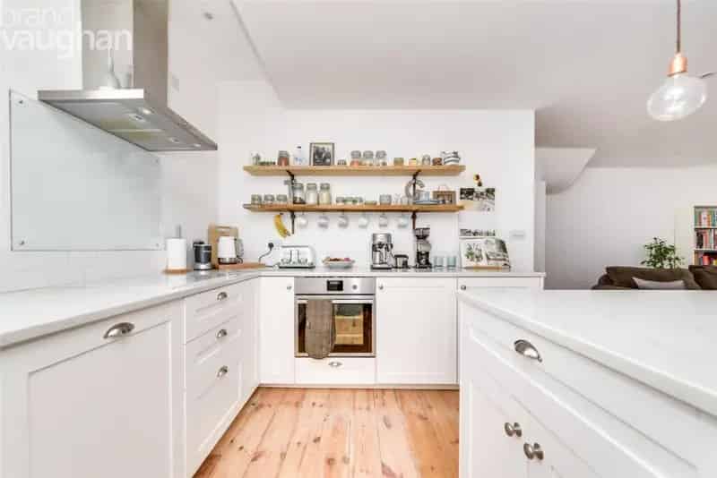 2 Bedroom Maisonette in Brighton Fiveways