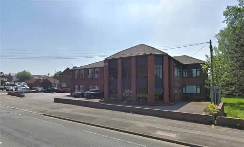 Two Story Office Building 7045 sq ft High Quality Office Space Ample Parking