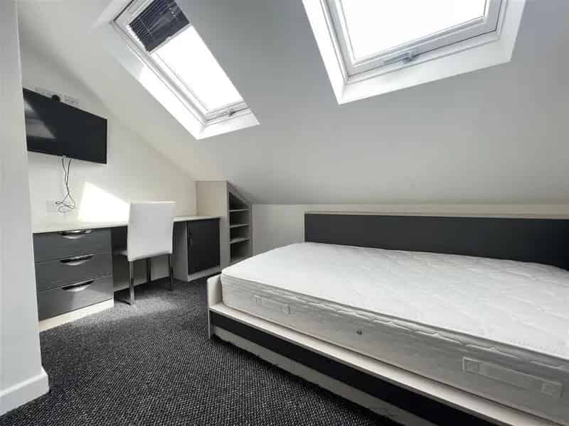 1 Bedroom House Share to Rent