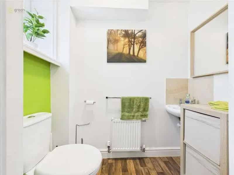2 Bed House for Sale Ideal First Time Buyer Home