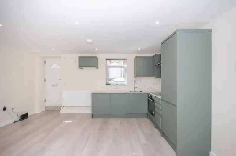 1 Bedroom End of Terrace House for Sale