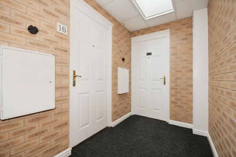 2 bedroom Flat
 For Sale