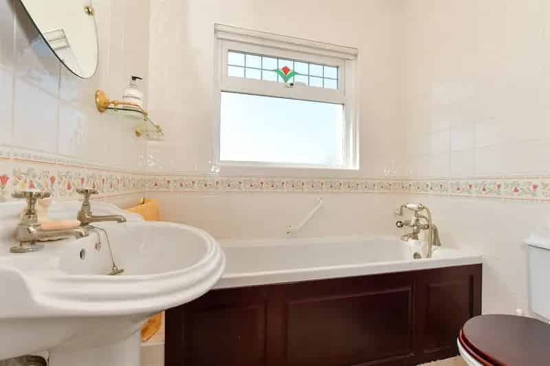 3 Bedroom Semi Detached House For Sale Chain Free Broadstairs