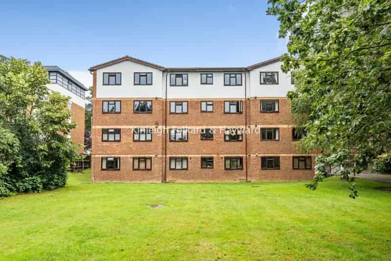 Flat For Rent , London, England