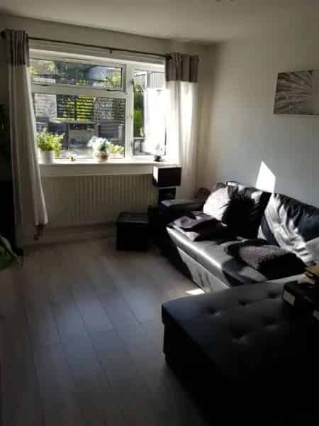 2 Bedroom House Big Garden Double Driveway Unlimited Water