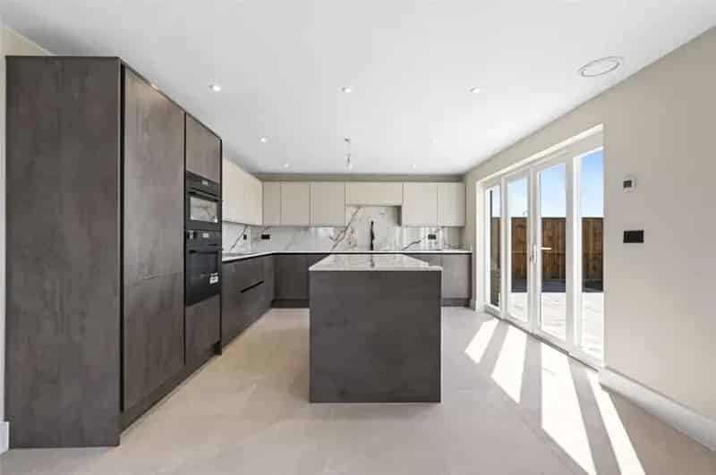 3 Bed Gated Development Homes for Sale