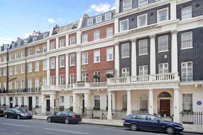 Flat for sale in Eaton Place, London SW1X