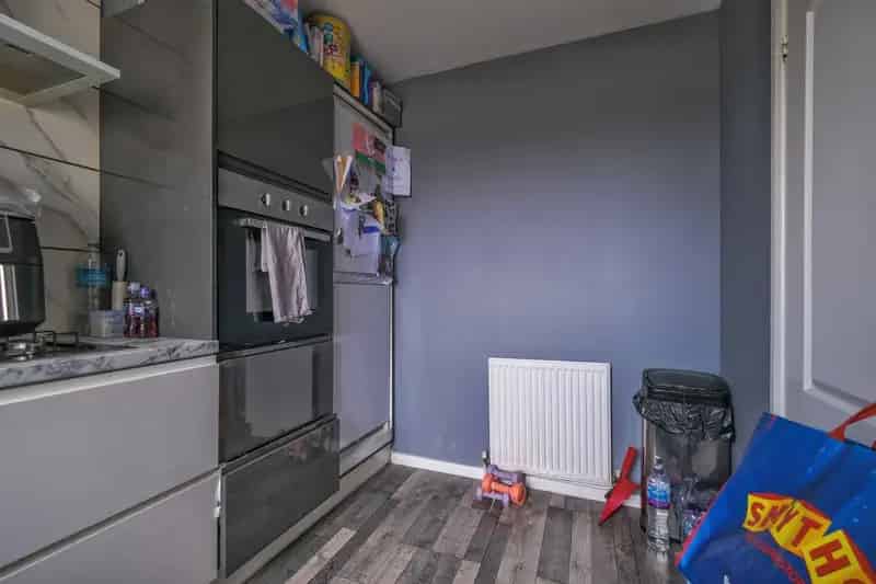 2 Bedroom Flat Glasgow - Tenanted Investment Property