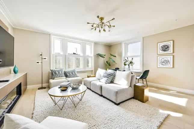 3 Bedroom Flat for Sale in Chelsea SW10