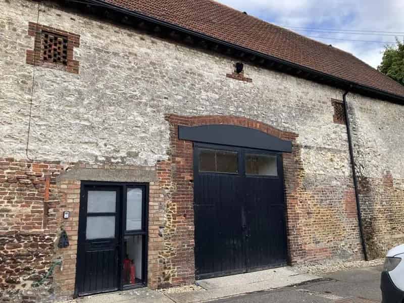 Industrial property For Rent , Cabinet Way, London, England