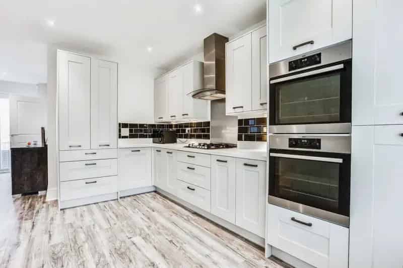 Four Bedroom Detached House Wakefield