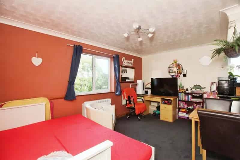 Flat For Sale , Thurlow Road, Torquay, England