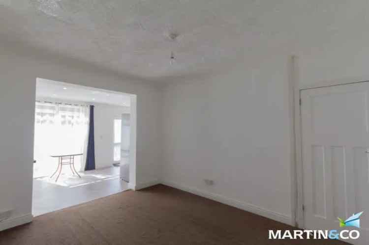 3 Bedroom Semi-Detached House with Garden and Off-Road Parking