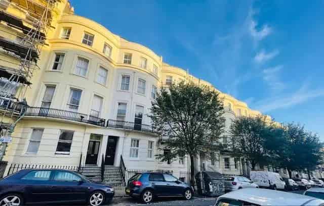 Hove Studio Apartment Near Seafront Central Heating Parking