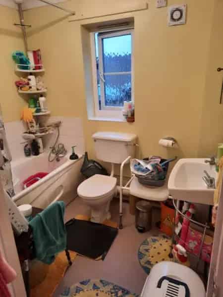 1 Bedroom Maisonette with Garden and Parking Swap Possible