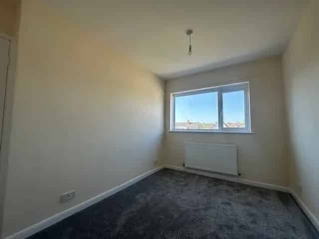 Detached Bungalow Grantham 3 Bedrooms New Kitchen Garden Parking