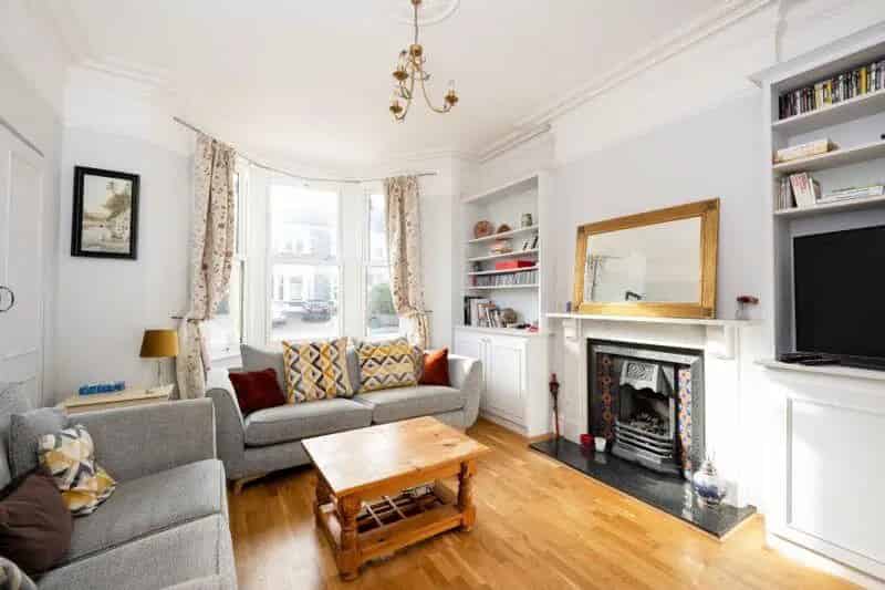 4 Bedroom Semi-Detached House for Sale Near Redland Green School