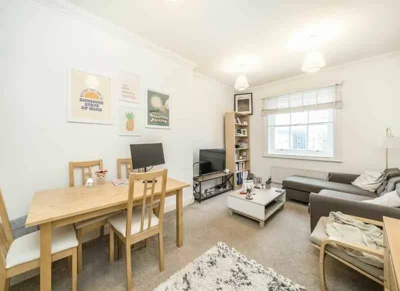 One Double Bedroom Flat Kennington Vauxhall