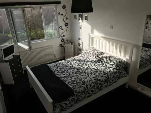 Spacious Flat near River Thames with Great Community
