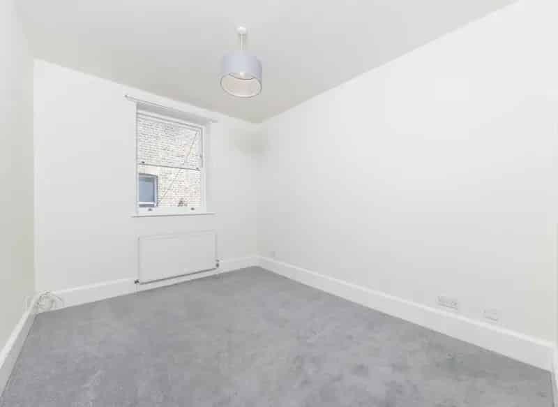 Two Double Bedroom Apartment with Private Balcony