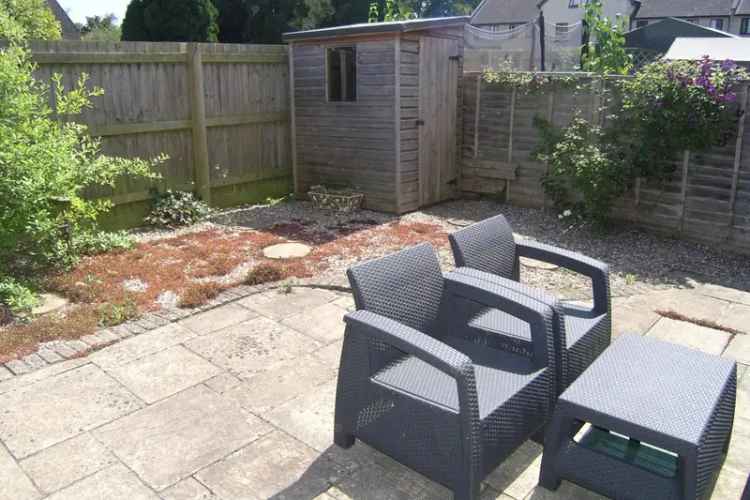 3 Bed House with Garden and Parking Zero Deposit Available