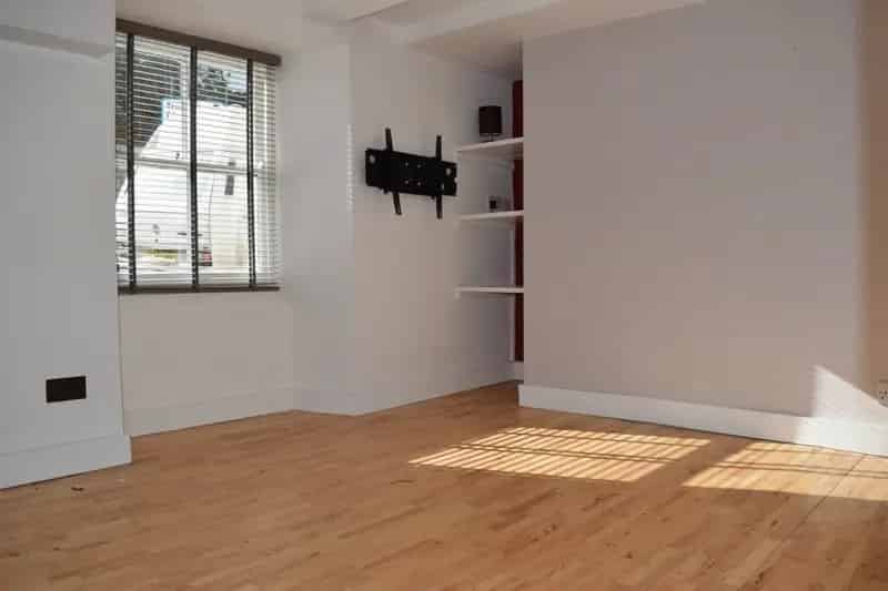 2 Bedroom House To Rent Available July 30 2025