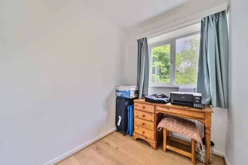 3 Bed House for Sale Near Sydenham Station