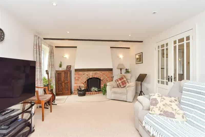 3 Bedroom Semi-Detached House for Sale near Cuxton Village