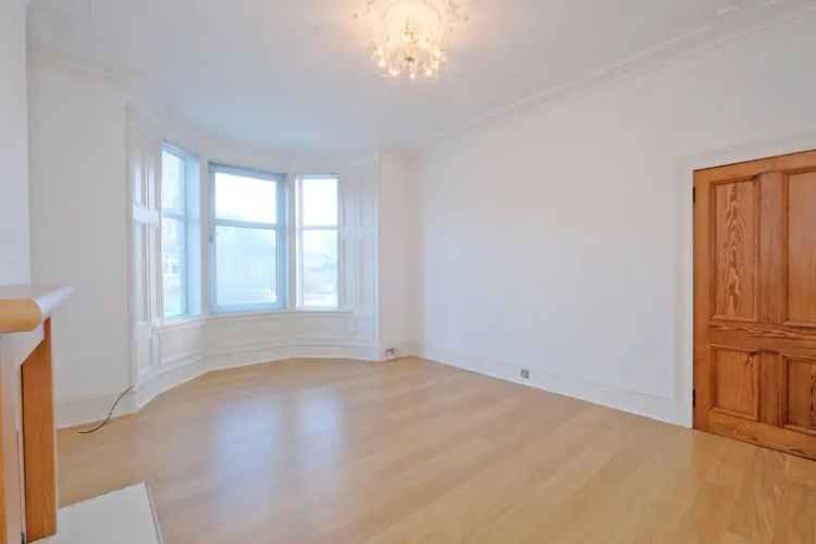 Spacious Ground Floor Apartment with Parking Near Great Western Road