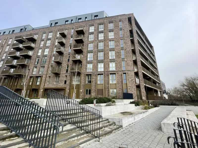2 Bedroom Flat for Sale Shared Ownership Option Available