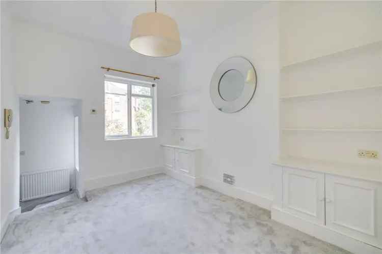 1 Bedroom Flat Fulham  Spacious Reception Contemporary Kitchen