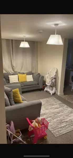 Ground Floor Wheelchair Accessible Flat Near Shops and Schools