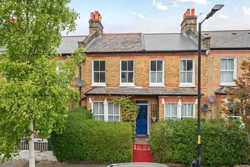 Period Half House Lordship Lane - Great Extension Potential