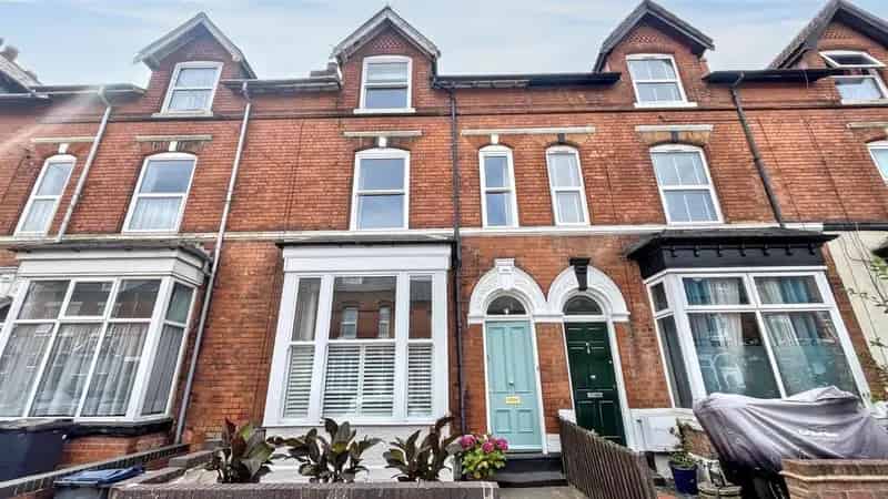 5 Bedroom Terrace House for Sale in Kings Heath